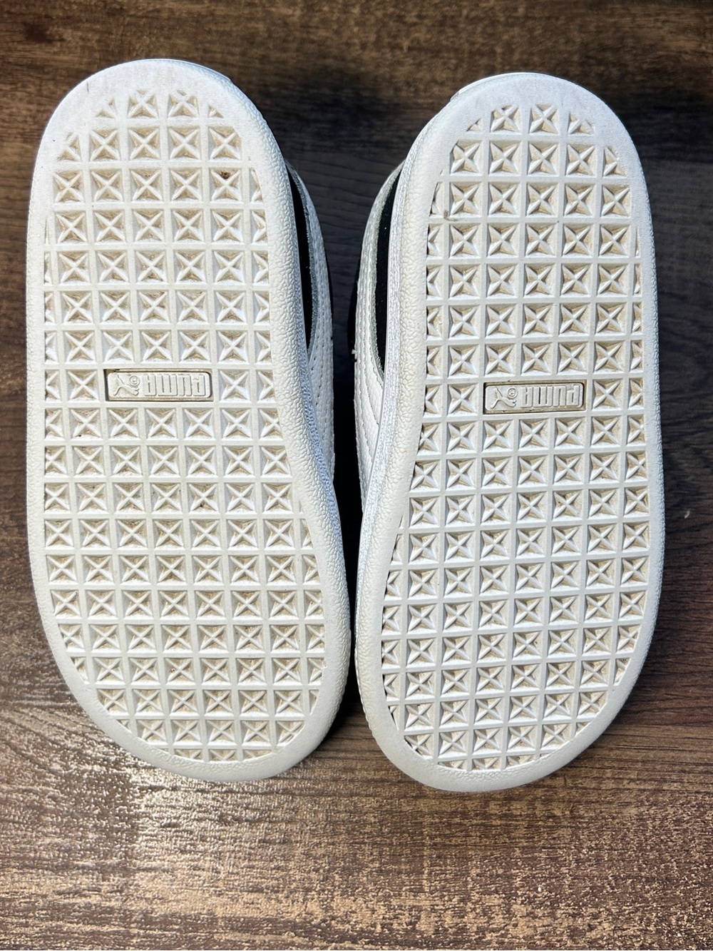 Puma Smiley World Black & Yellow Sneakers - Picture 7 of 10
